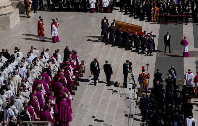 El Vaticano inició los 9 días de duelo y arranca la cuenta regresiva para el inicio del Cónclave que elegirá al sucesor del papa Francisco