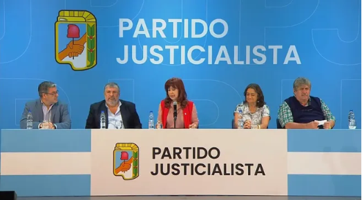 El Congreso Nacional del PJ avaló con amplia mayoría la intervención del partido en Salta