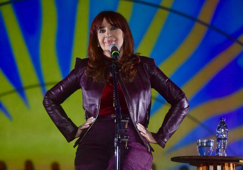 Vialidad: Cristina Kirchner pidió la suspensión del decomiso de sus bienes y cuestionó el cálculo del monto