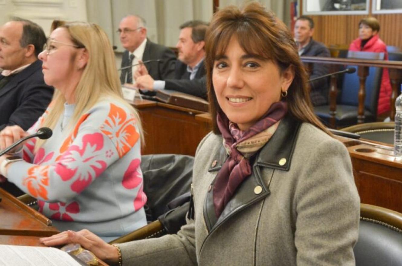 Crisis en el PJ entrerriano: la senadora Domínguez dejó el bloque Más por Entre Ríos