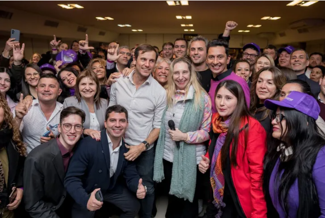 Misiones: el Frente Renovador de Rovira se prueba frente al debut de LLA y a una oposición fragmentada