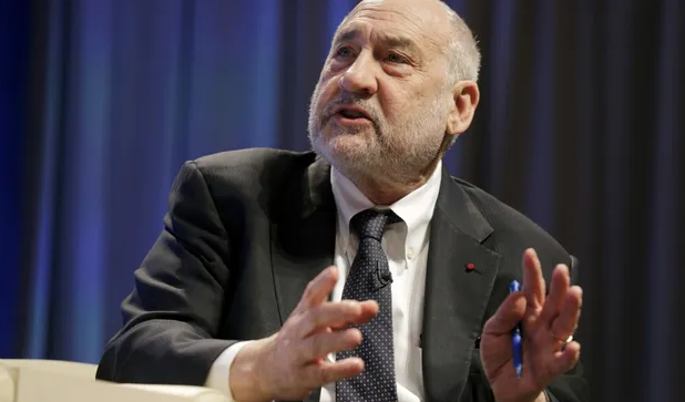 El Nobel de Economía Joseph Stiglitz vaticinó que Argentina «está en la puerta de otra crisis»