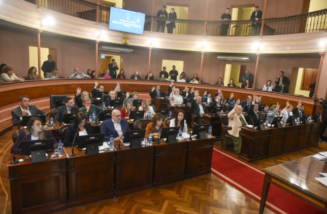La Cámara de Diputados aprobó la autorización de endeudamiento y Frigerio ya puede salir al mercado