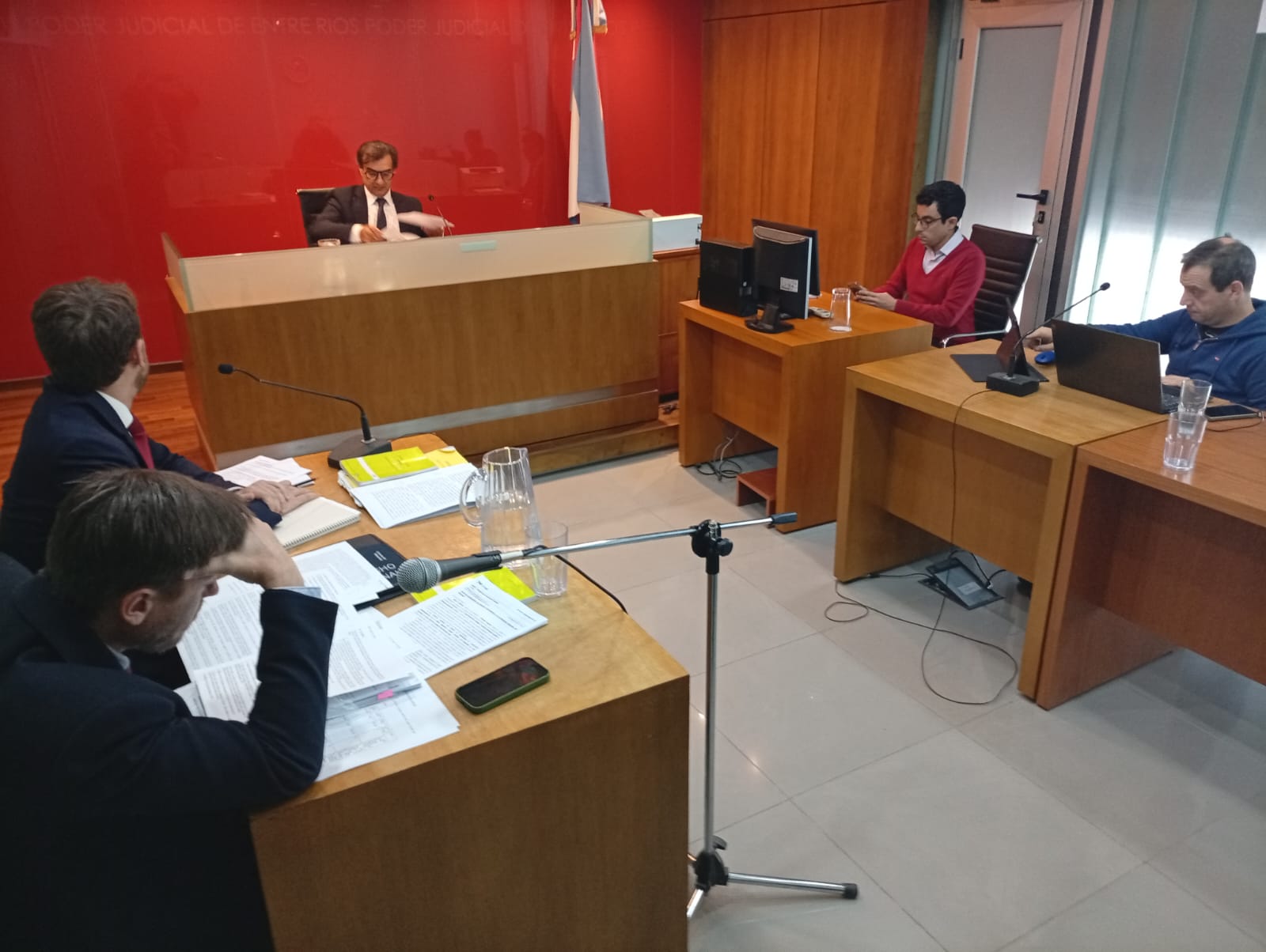 La Fiscalía y la defensa de Rossi y Díaz acuerdan avanzar en un pedido de informe por la cuenta en Uruguay