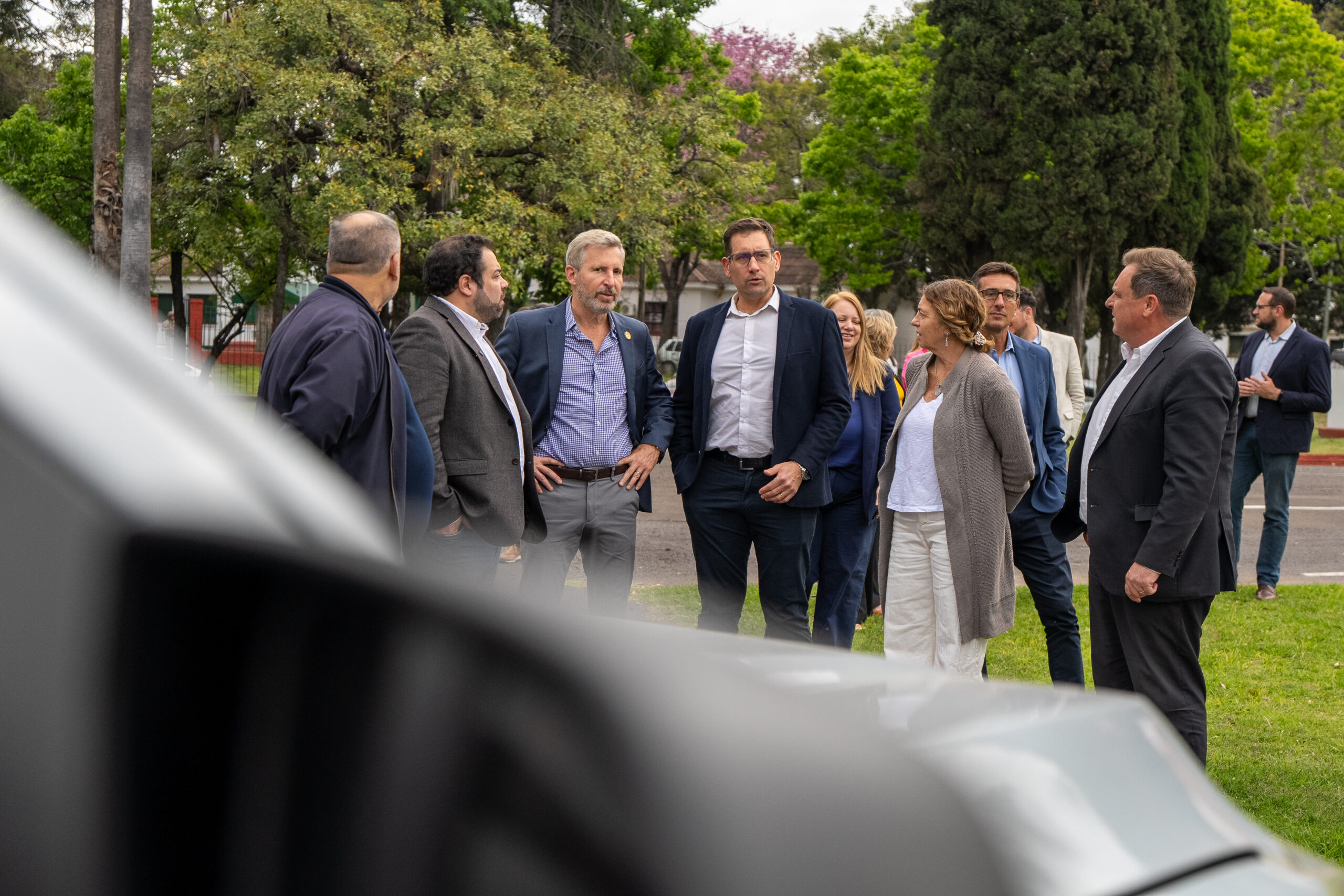 El gobernador entregó vehículos cedidos por Enersa a organismos provinciales y municipios
