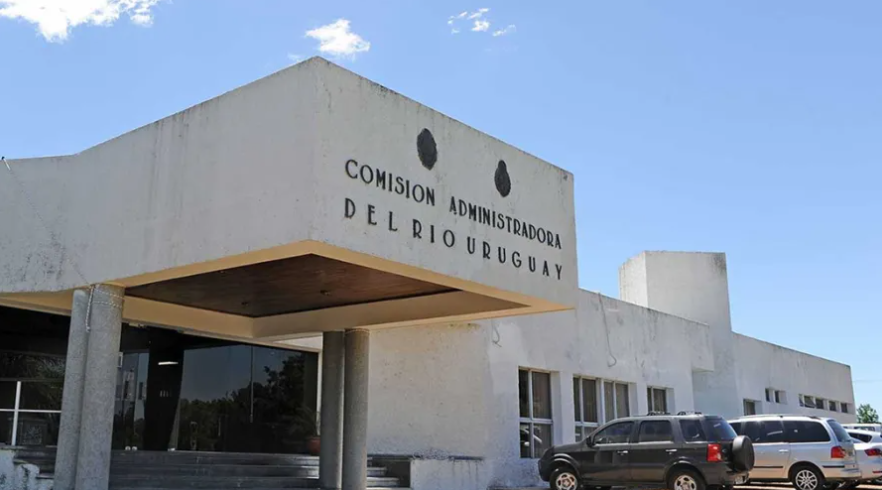 CARU bajo sospecha: cargos “ad honorem” que cuestan U$D 50.000, y negocios incompatibles con el organismo