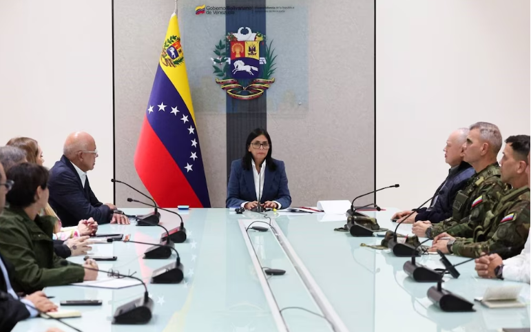 El Tribunal Supremo de Justicia de Venezuela ordenó que la vicepresidenta Delcy Rodríguez asuma como presidenta interina