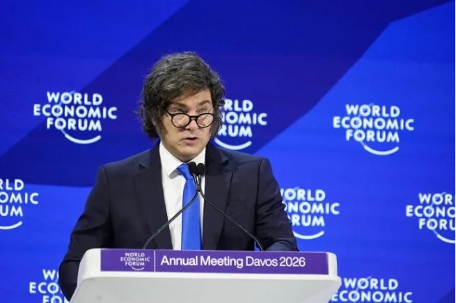 Javier Milei desplegó su mensaje en Davos, eclipsado por el impacto de Donald Trump