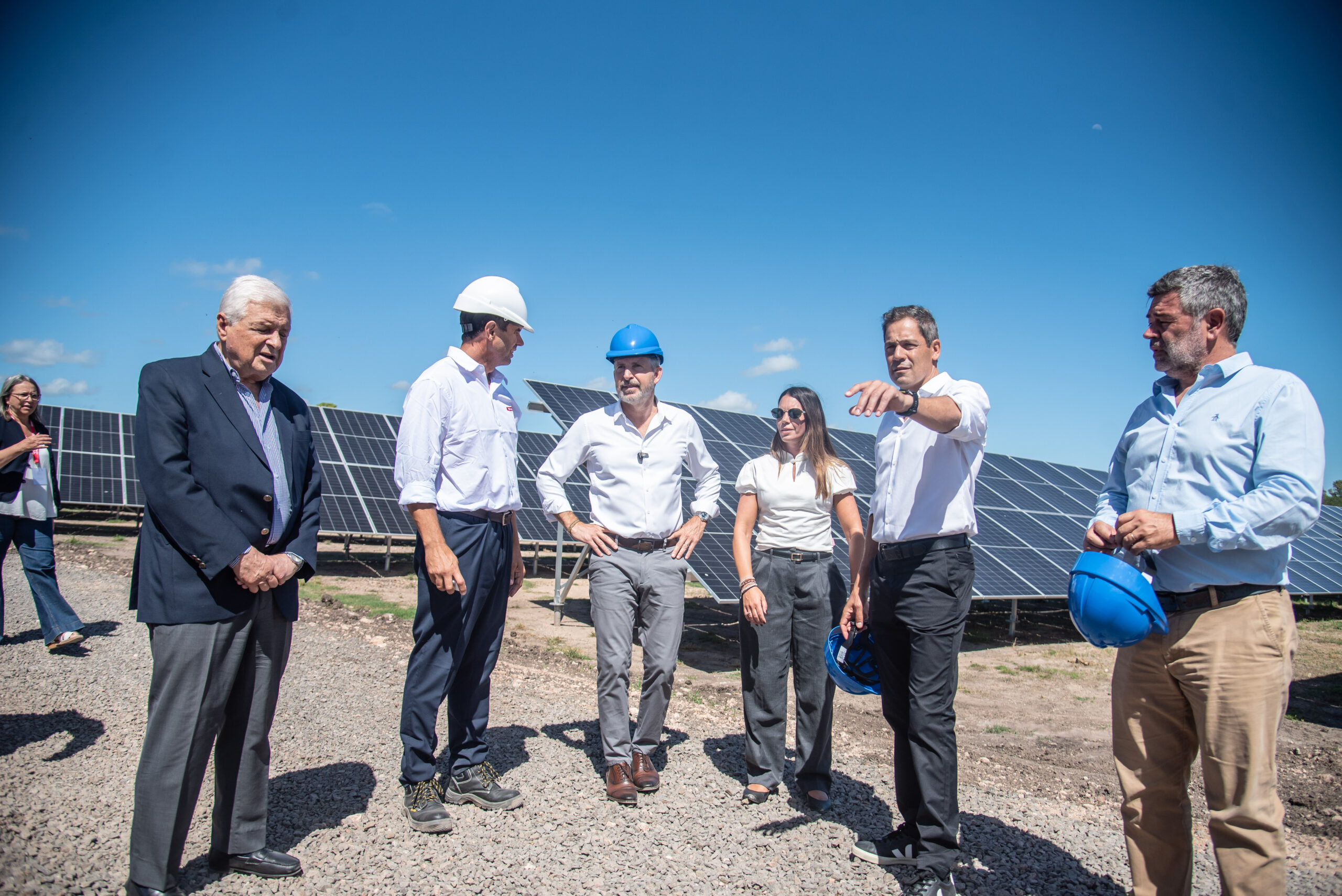 Frigerio inauguró el parque solar del frigorífico Fepasa en Concepción del Uruguay