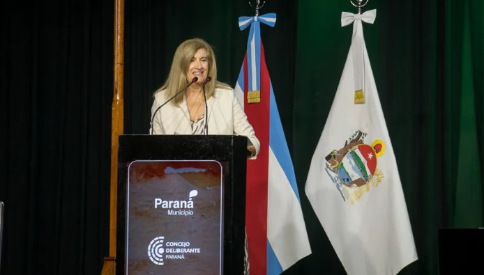 Rosario Romero inauguró el período de sesiones ordinarias del Concejo Deliberante en Paraná