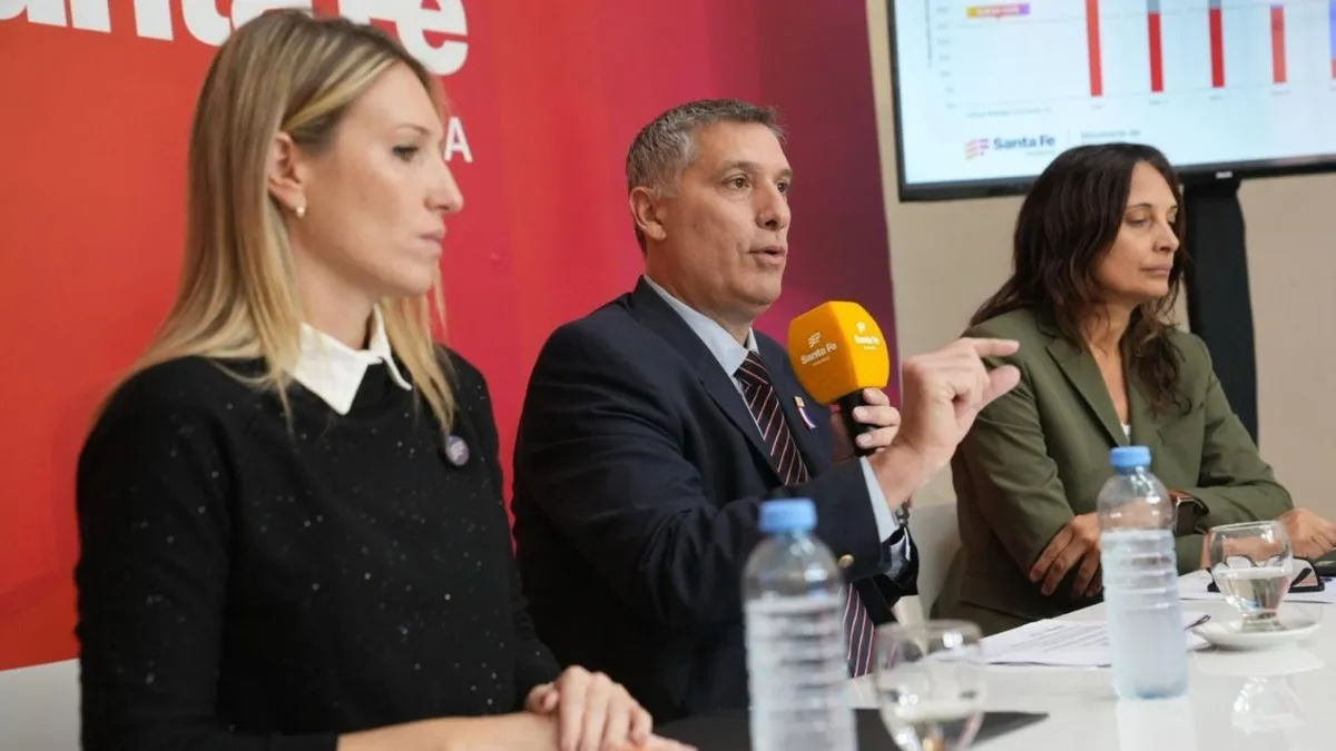 Santa Fe lanzó un plan de alivio para trabajadores endeudados