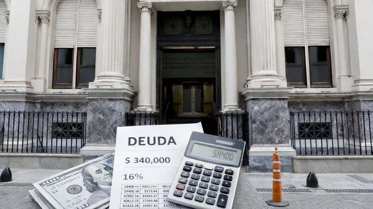 Las reservas subieron en el primer trimestre, pero por el oro